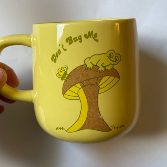 UO stoneware “don’t bug me” coffee mug - Picture 4 of 8